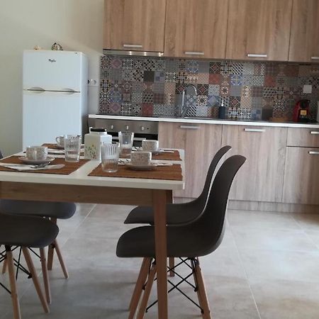 Comfortable Apartment Close To The Airport Spáta 외부 사진