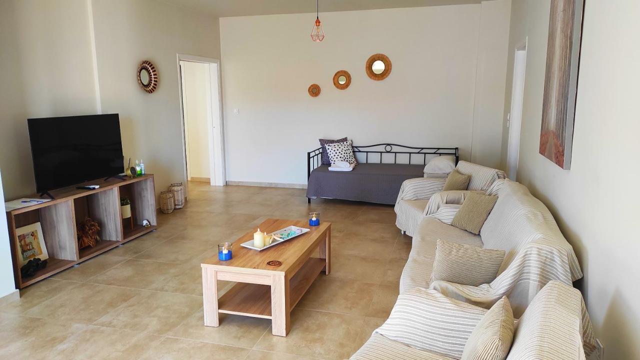 Comfortable Apartment Close To The Airport Spáta 외부 사진