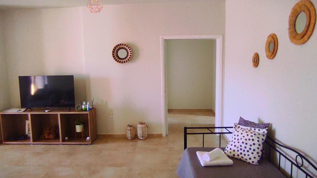 Comfortable Apartment Close To The Airport Spáta 외부 사진