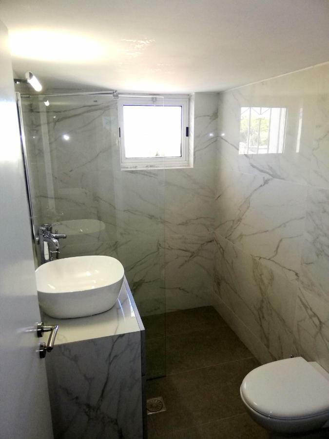 Comfortable Apartment Close To The Airport Spáta 외부 사진
